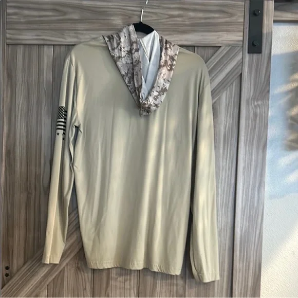 U.S. Army Tan Camouflage Hoodie - Picture 2 of 7
